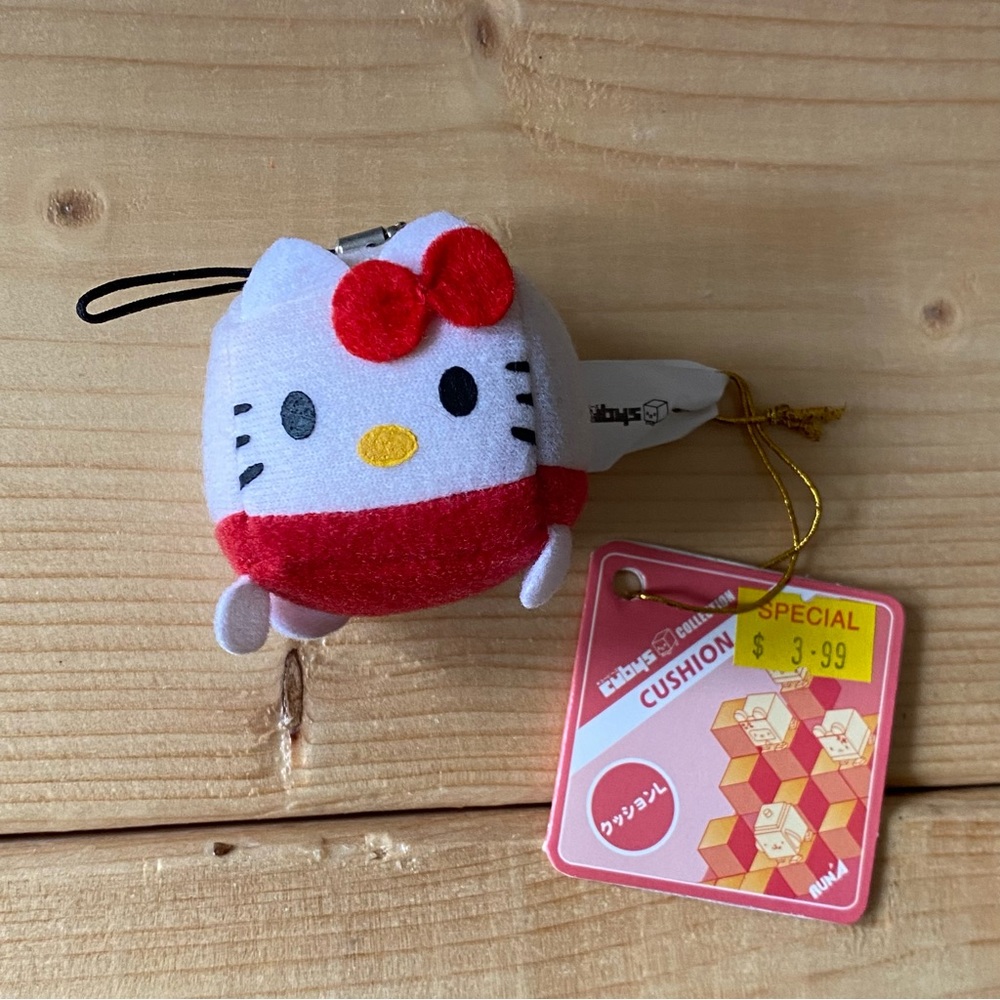 Hello Kitty cell phone charm
